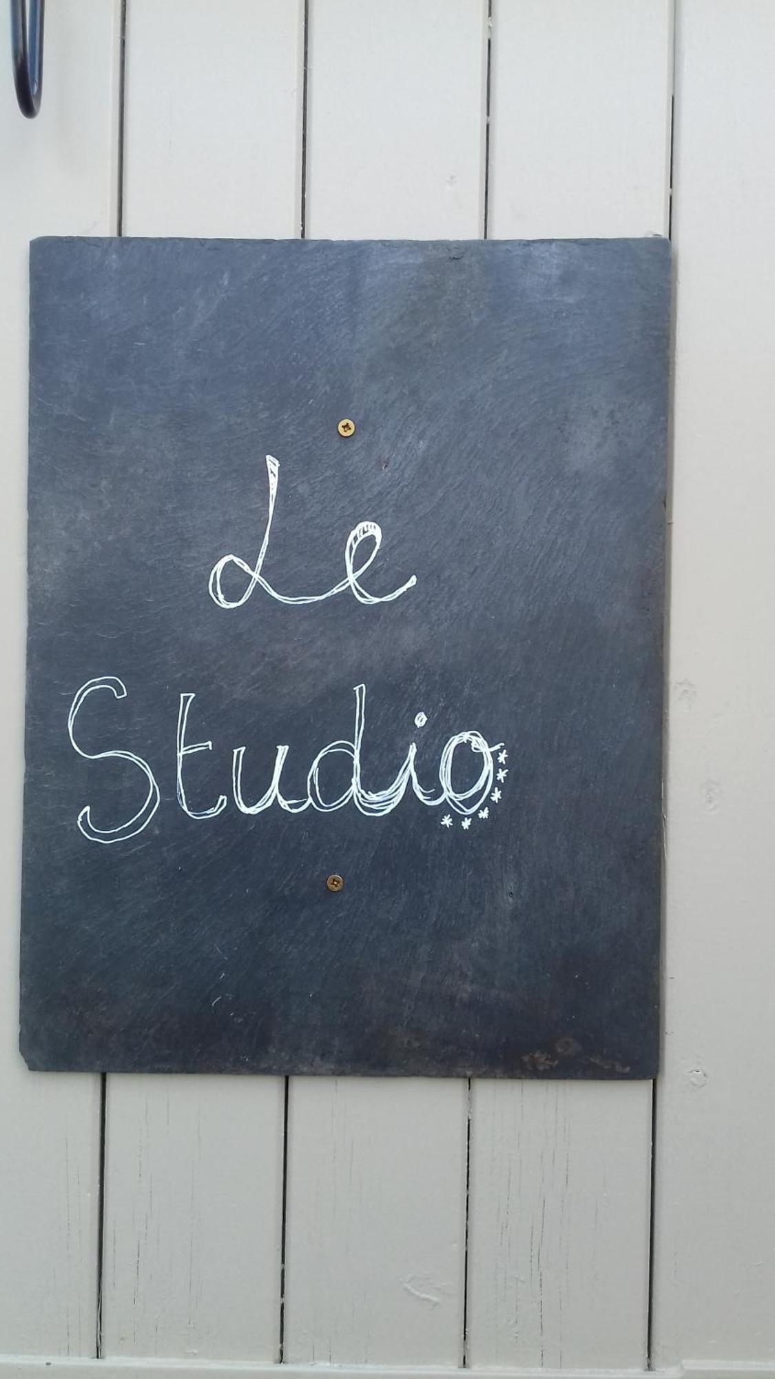 Le Studio De La Casa Fourquaise Lejlighed Fourques-sur-Garonne Eksteriør billede